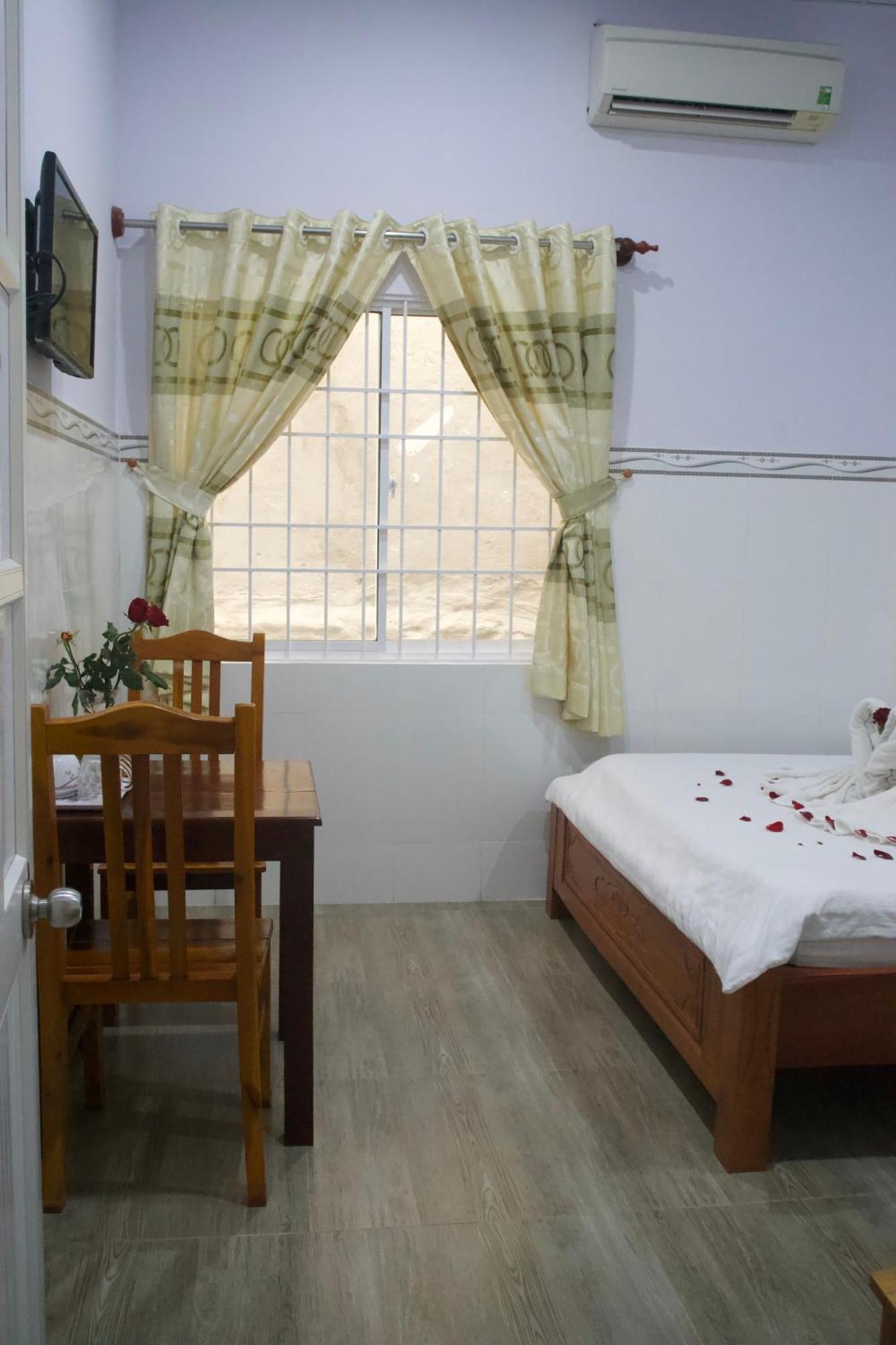 Duong Hieu Guesthouse Дуонг-Донг Экстерьер фото
