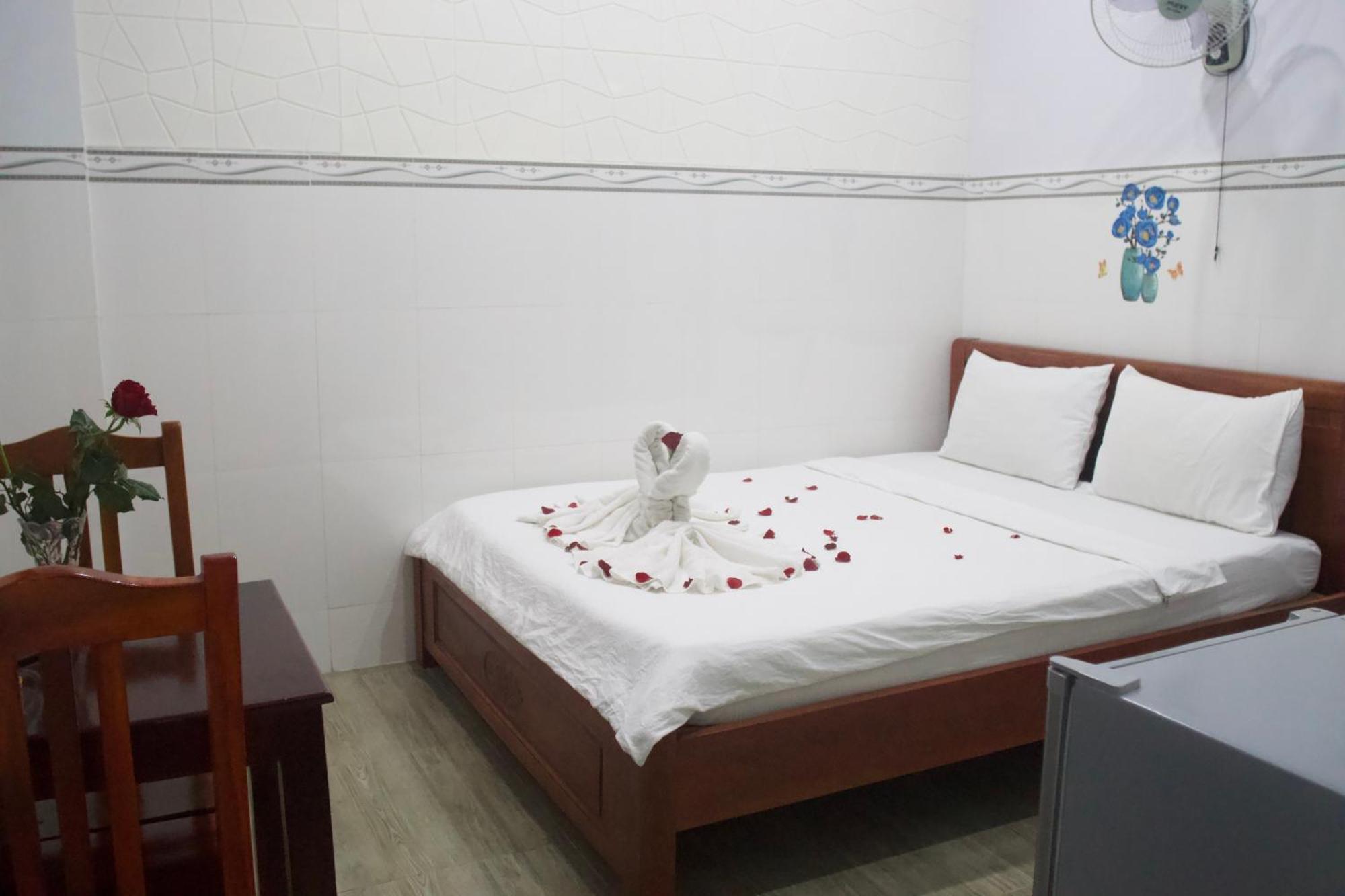 Duong Hieu Guesthouse Дуонг-Донг Экстерьер фото