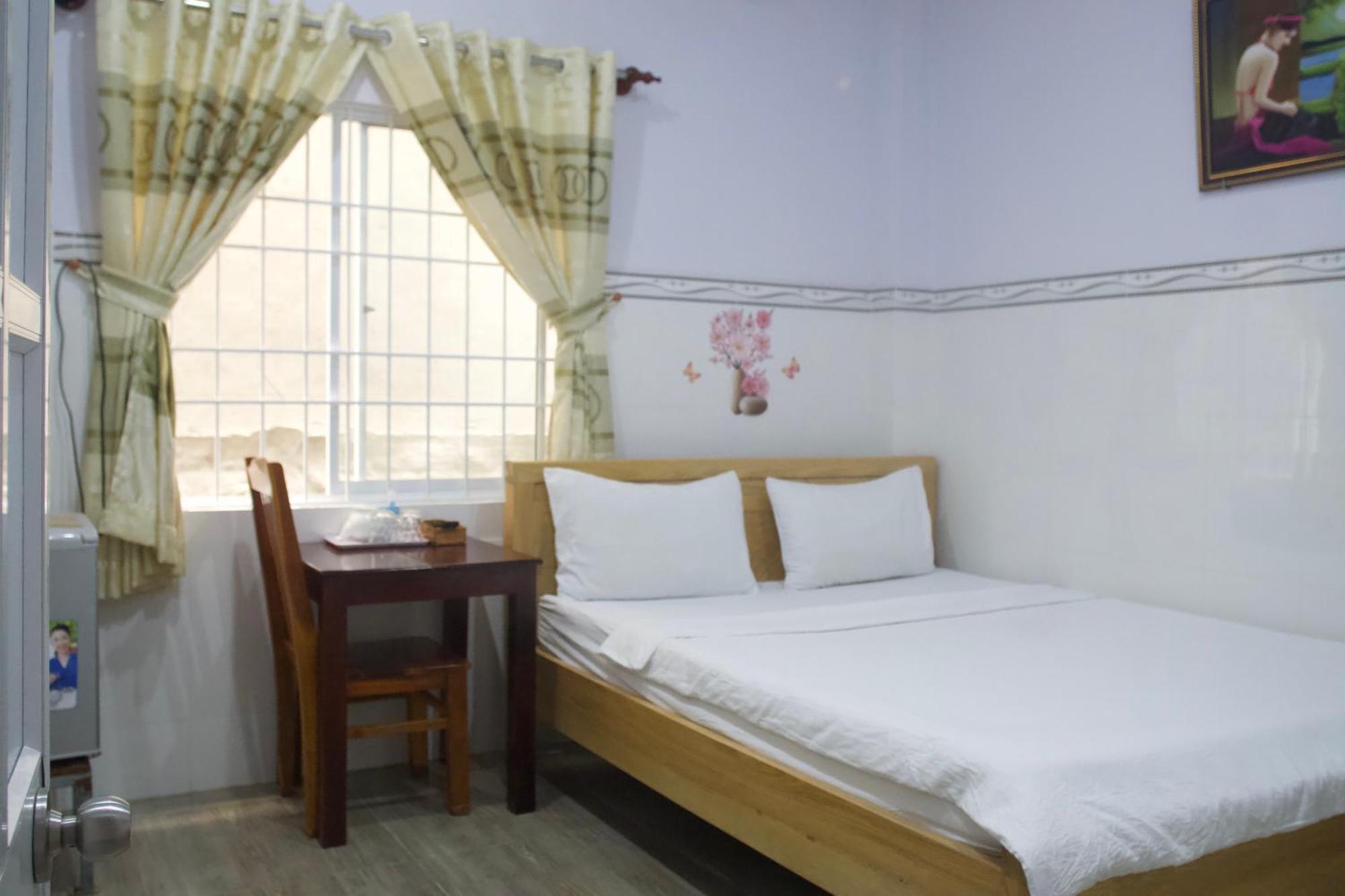 Duong Hieu Guesthouse Дуонг-Донг Экстерьер фото